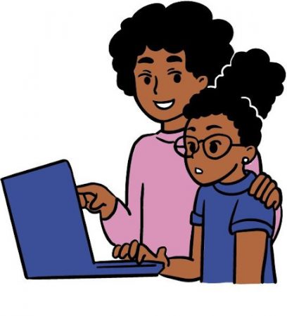 Une mère et sa fille consultent un site internet et sont satisfaites de ce qu'elles lisent